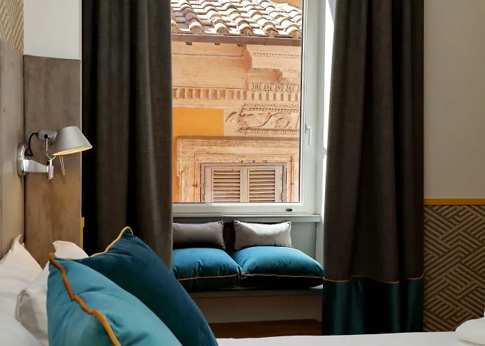 Roma Five Suites