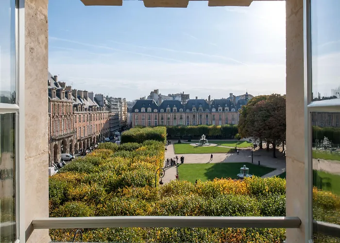Hotel Cour Des Vosges - Evok Collection Parigi