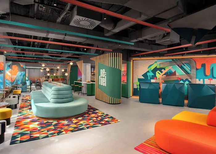 Hotel Aloft By Marriott Madrid Gran Via