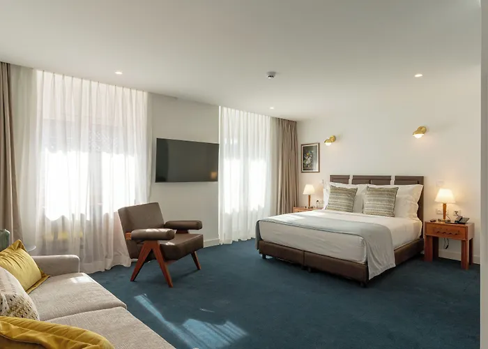 Westlight Lisboa Madalena Hotel