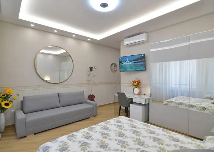 Caserta Deluxe Bis