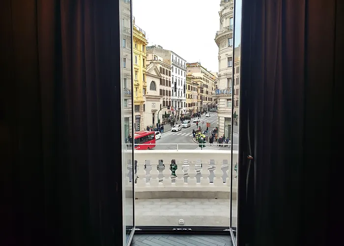 U-Visionary Roma Hotel