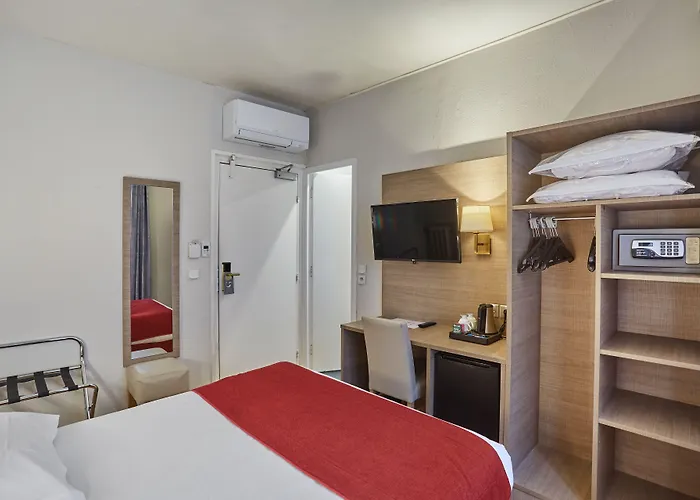 Hotel Lux Picpus Parigi