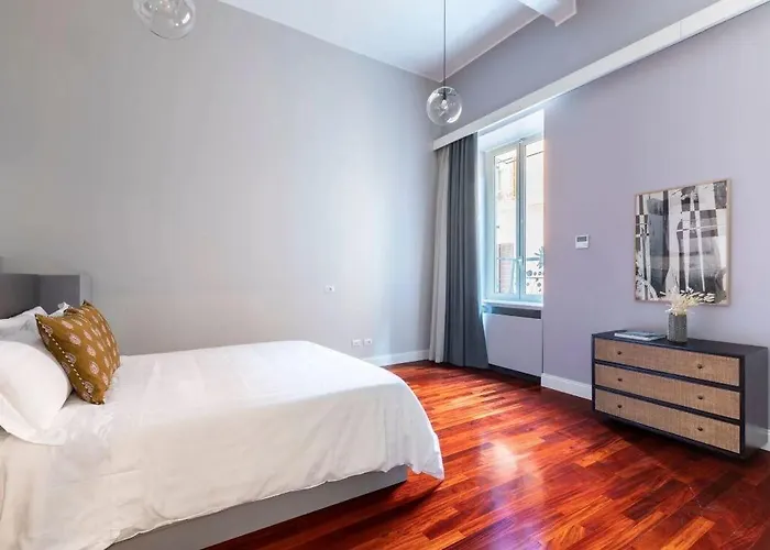 Croce Apartments Roma
