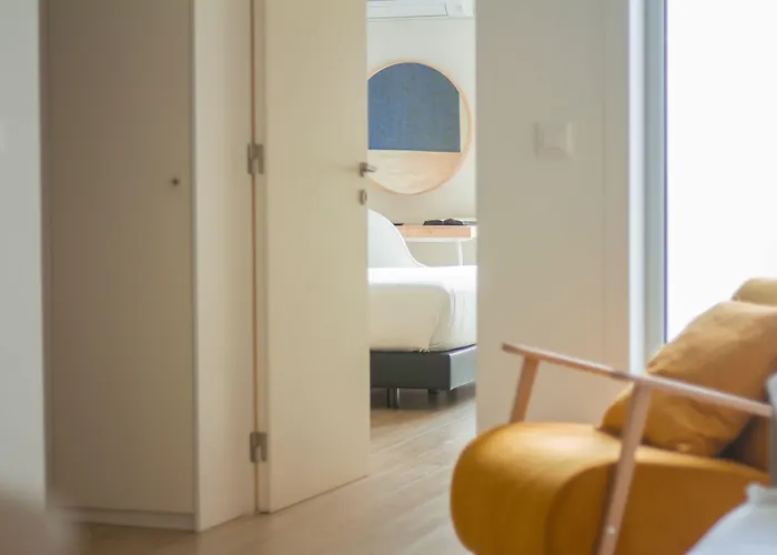 Select Porto Suites