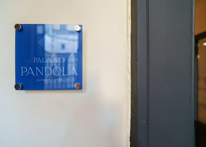 Palazzo Pandola - Luxury Suites Napoli