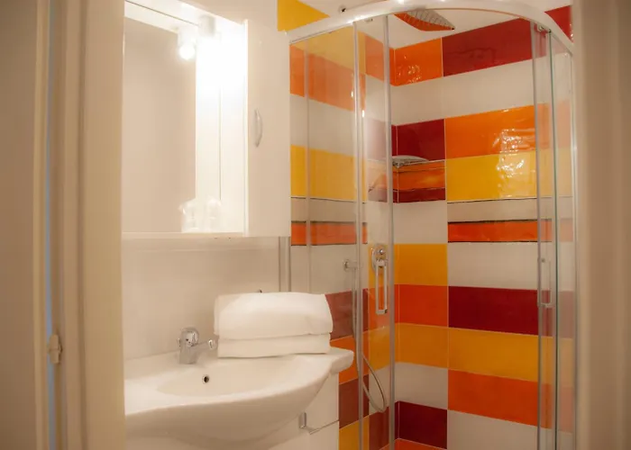 Sorrento Comfort Rooms con piscina