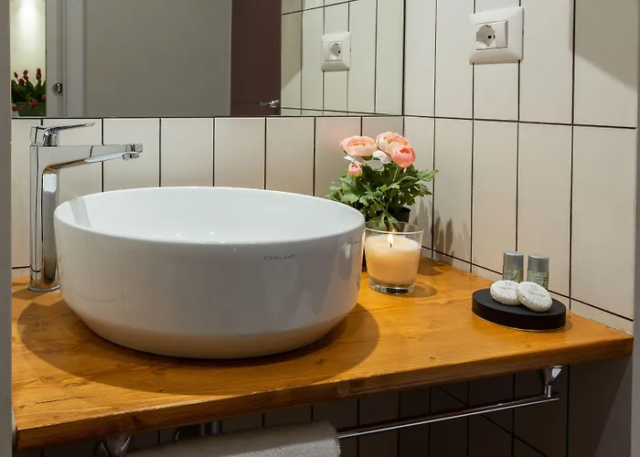 Tula Inn Roma