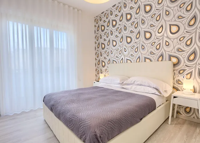 Flower Suites Sorrento