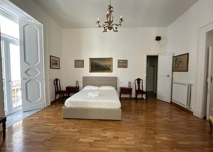 Suite Contè Chiaia Napoli