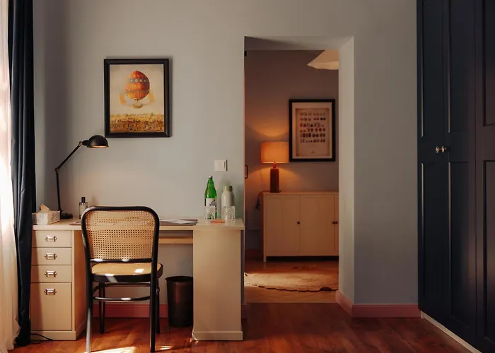 Oak House Vienna - Boutique Guesthouse Near Meidling Station