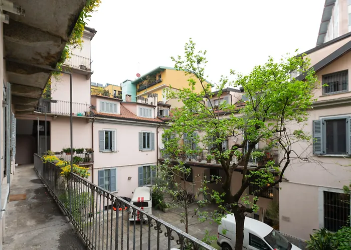 Brera Apartments In Moscova Milano