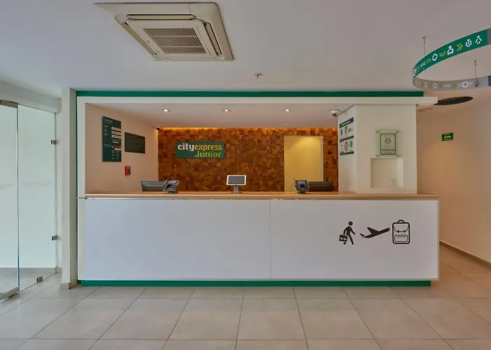 City Express Junior Leon Centro de Convenciones