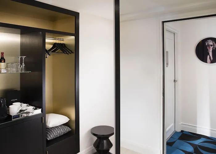 Hotel Dress Code París
