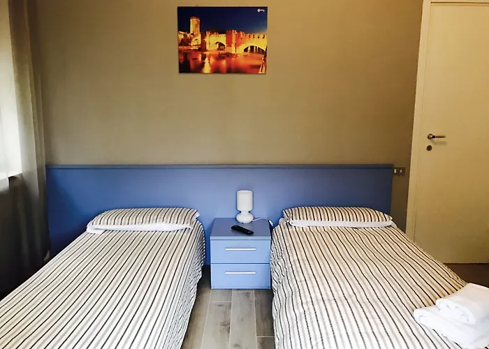 Hotel Simoni 10 Verona