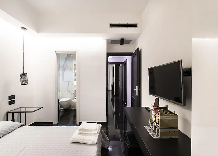 Chez Anna B&B - Adults Only Napoli