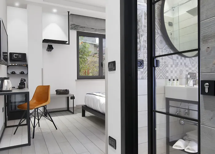 La Ferrovia Guest House Sorrento