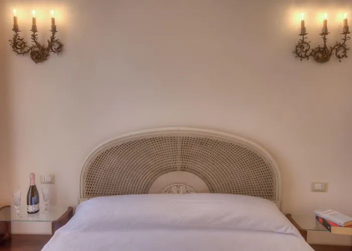 Rome Charming Suites