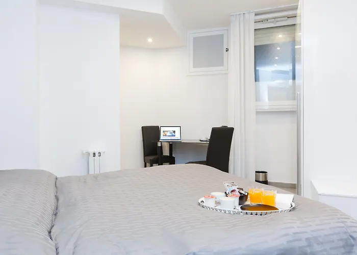 Hotel Domus Arena Roma