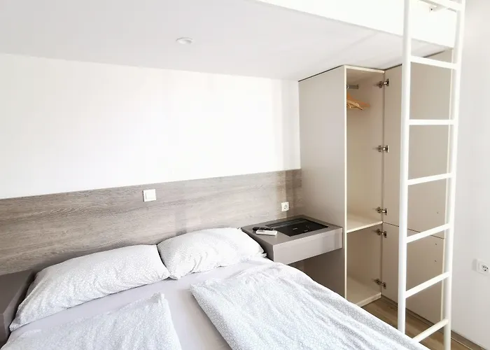 Rooms Ambrozic Lubiana