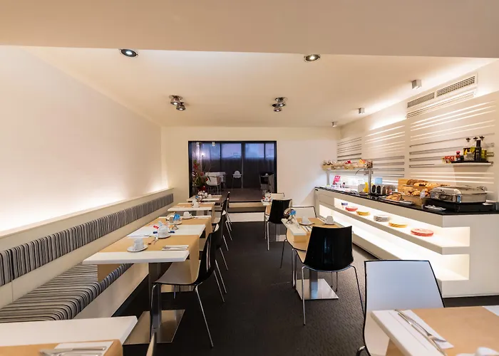 Atenea Rekord Suites Barcelona