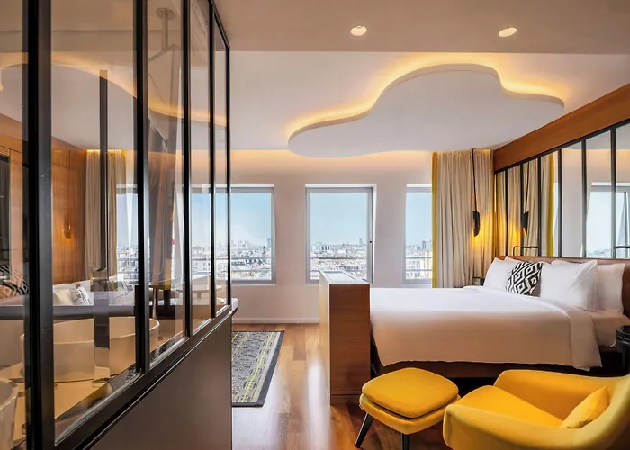 Renaissance Paris Republique Hotel & Spa