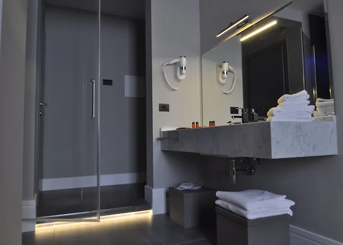 Place 24 Suites & Wellness Roma