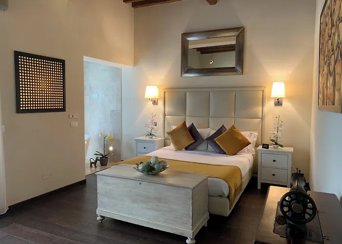 Florence Art Apartments