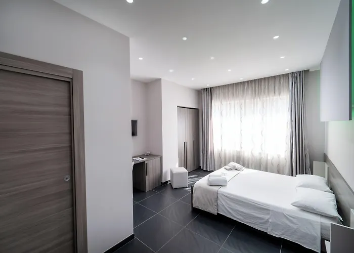Hotel Le 4 Stagioni Napoli Centro