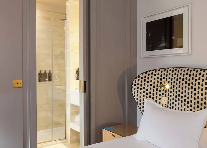Hotel Le Marianne Parigi