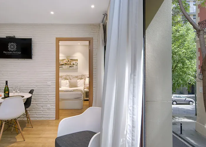 Eixample Building Apartments By Mercedes Heritage Barcelone