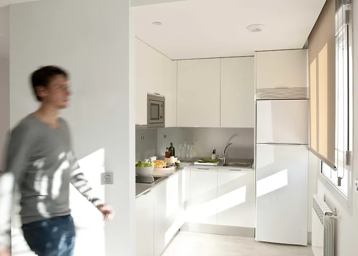 Eric Voekel Boutique Apartments - Atocha Suites Madrid