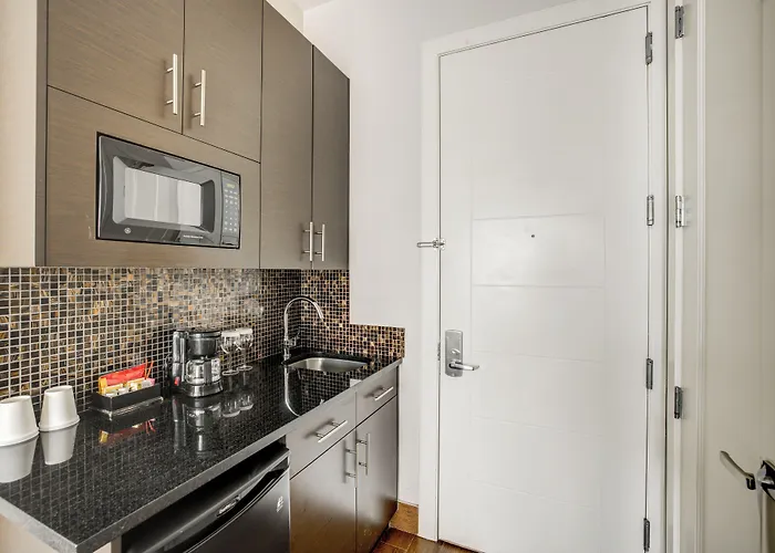 Aura Hotel Brooklyn New York