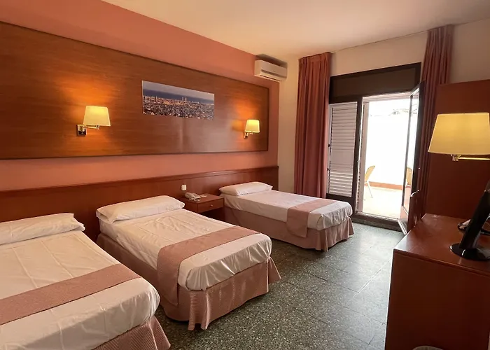 Hotel Cuatro Naciones à Barcelone