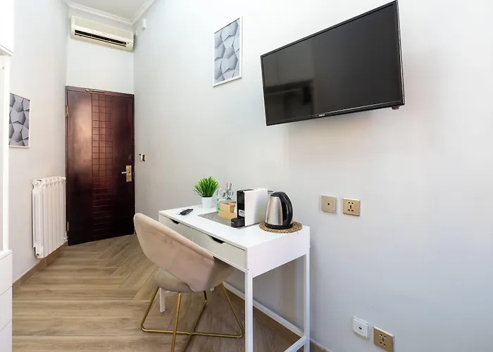 Giusi Rooms - Aetheria Esquilinus Guesthouse Roma