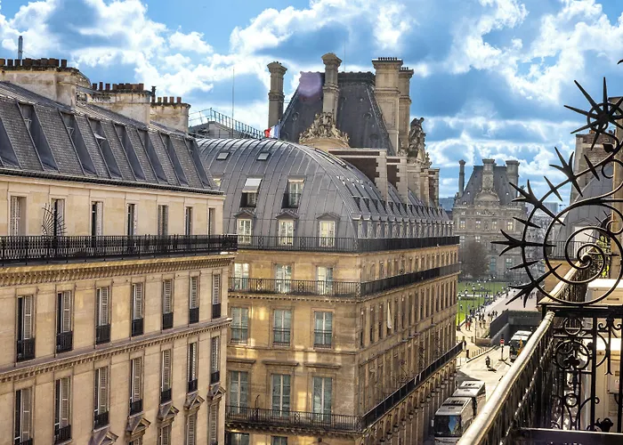 Hotel Lumen Paris Louvre