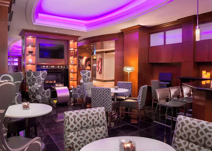 Residence Inn By Marriott Toronto Downtown / Entertainment District