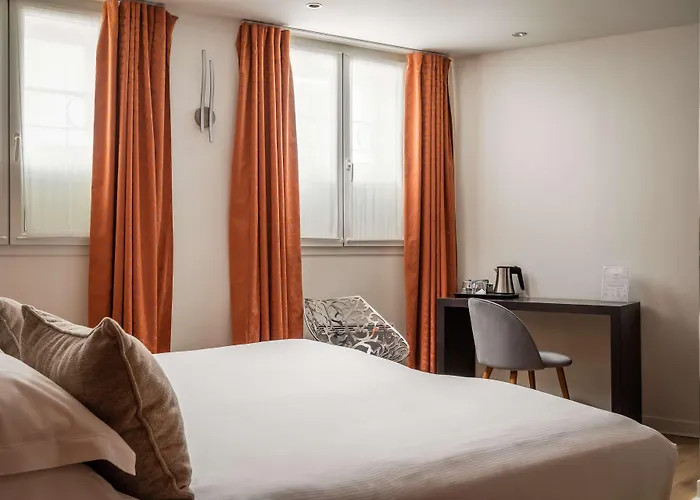 Hotel Arc De Triomphe París