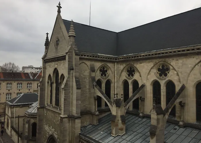 Hotel De La Perdrix Rouge París