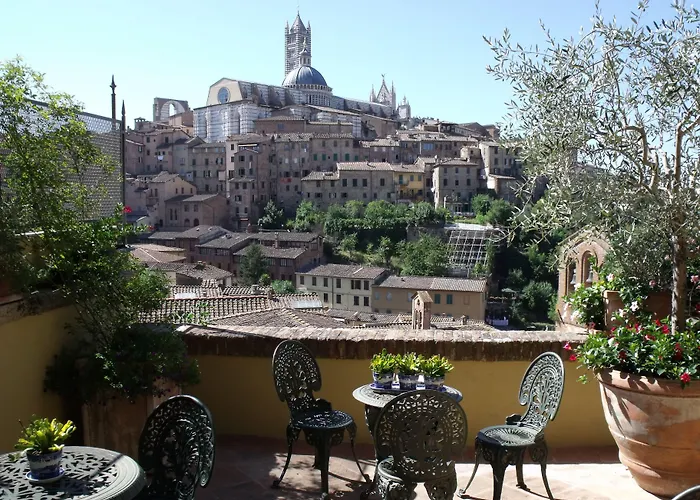 Bed and Breakfast Residenza d'Epoca Campo Regio Relais Siena