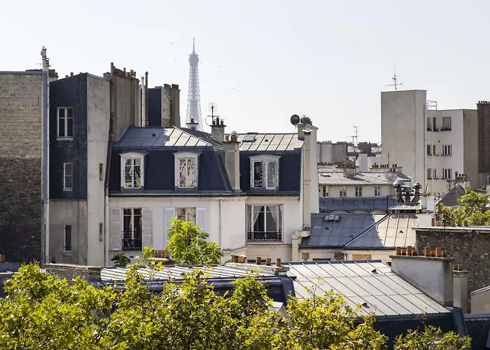 Hotel De Banville París