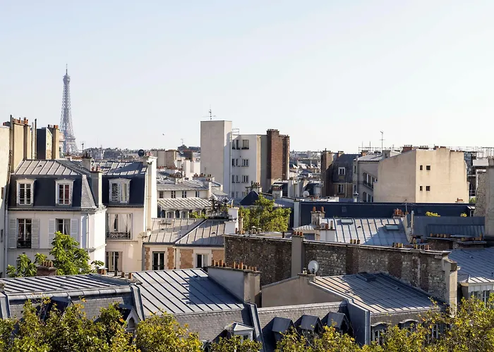 Hotel De Banville París