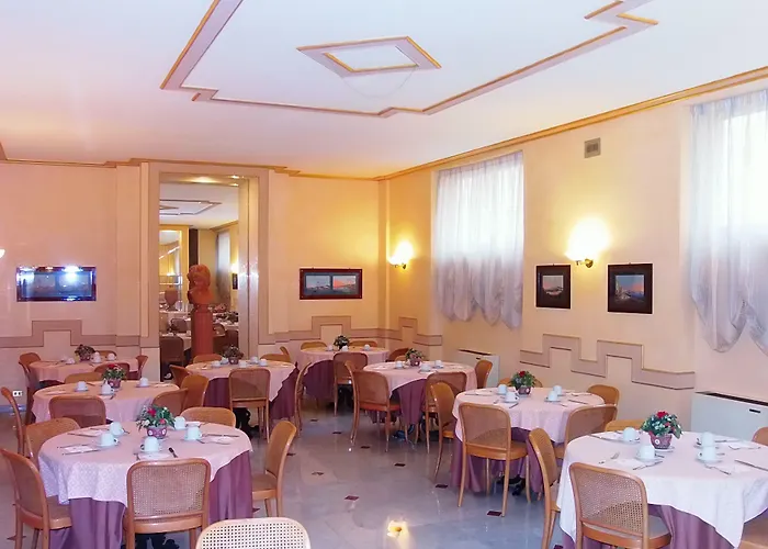 Hotel Nuovo Rebecchino Napoli