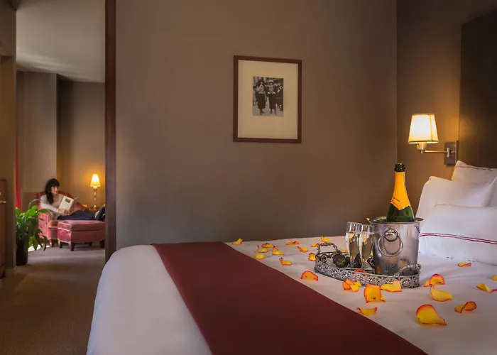 Hotel Giraffe By Library Hotel Collection New York