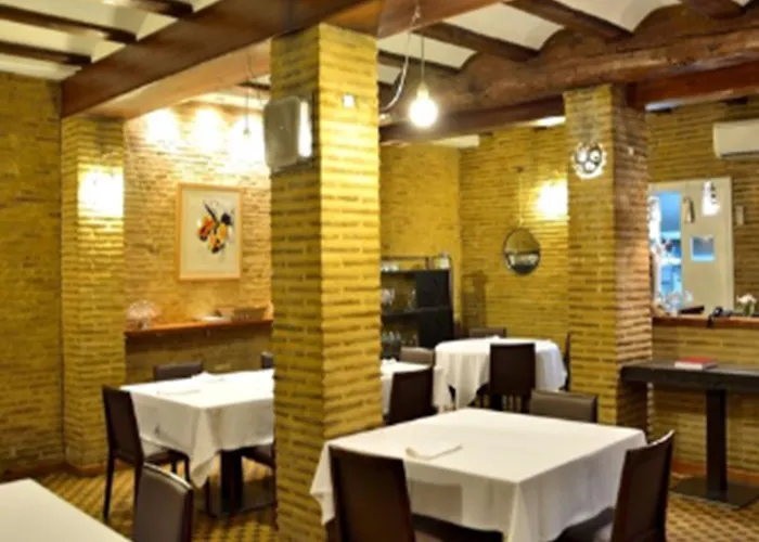 Hotel Ad Hoc Monumental 1881 Valenza