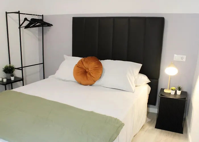 Matute Street, Private Rooms Madrid
