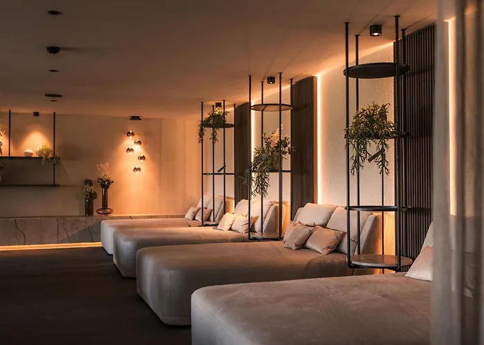 Hotel Majestic - Unique Spa Resort Brunico