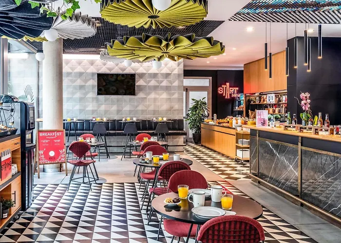 Hotel Ibis Barcelona Plaza Glòries 22@