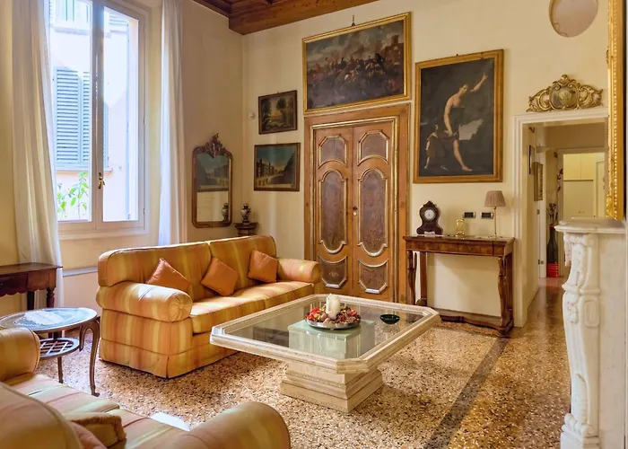 Gran Suite Piazza Maggiore - T&T communications Bologna