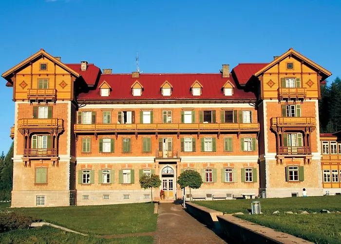 Centro Vacanze Grand Hotel Dobbiaco